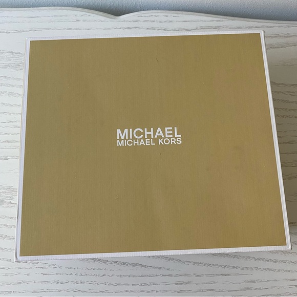 Michael Kors Kendrick Wedge Canvas Women’s Size 8 - Picture 10 of 11